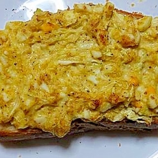 キャベツ&ゴママヨ卵のせフランスパントースト